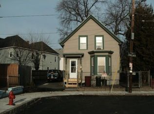 51 W 5th St, Lowell, MA 01850