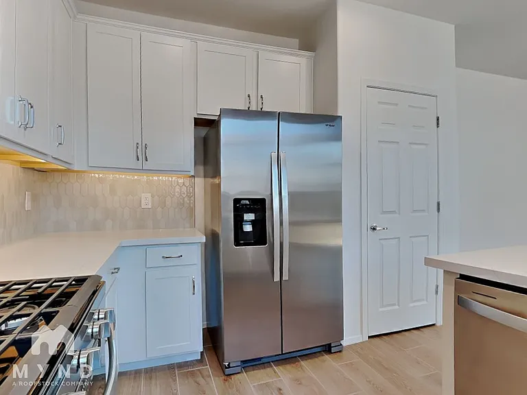10758 W McKinley St — Photo 10