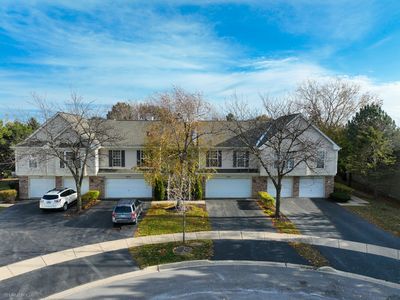 2831 S Embers Ln, Arlington Heights, IL, 60005