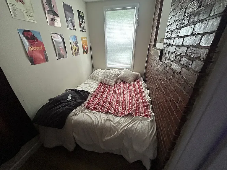 16 Copenger St #2B — Photo 8