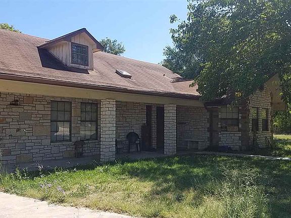 3rd image of 1175 County Road 226