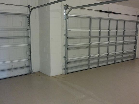 5th image of 4030 Marina Isle Dr