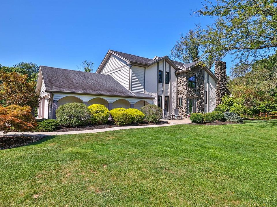 1st image of 135 Riverama Dr