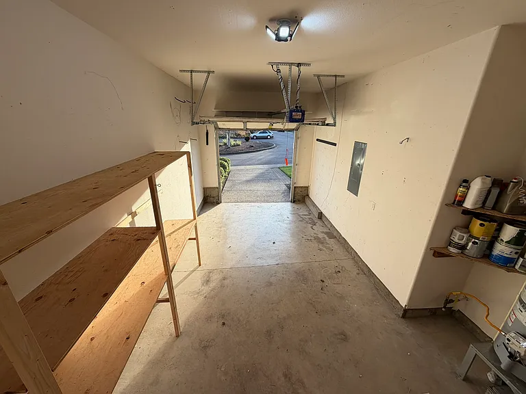 239 N Cedar St — Photo 5