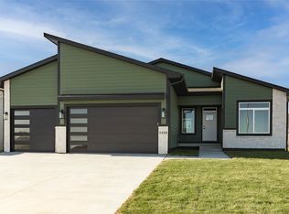 1420 NW Linda Ln, Waukee, IA 50263