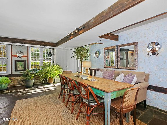 5th image of 93 E Middle Patent Rd