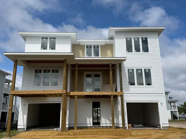 8129 Grand Harbour Court, Wilmington, NC 28411