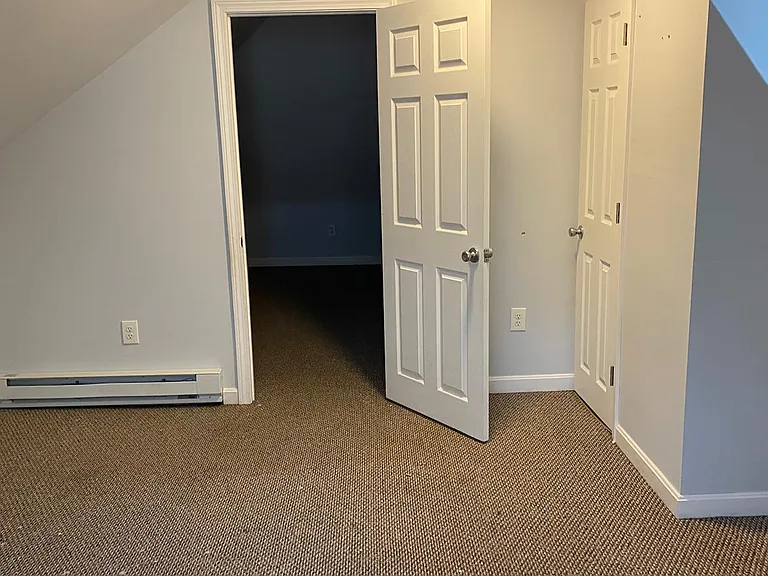 17 Oak Ct #4 — Photo 12