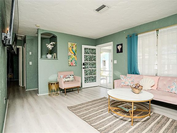 5th image of 5029 28TH AVENUE S