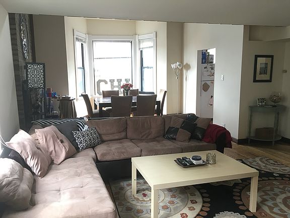 2nd image of 611 W Drummond Pl #3