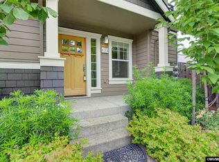 353 NE Morris St #11, Portland, OR 97212