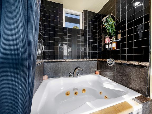 2nd image of 4350 Alta Mira Dr