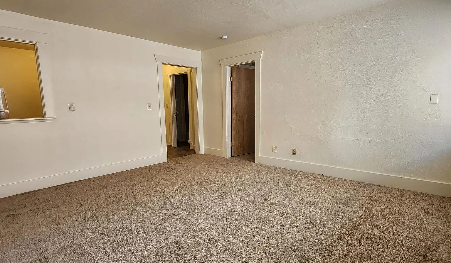 Florence Apartments — Photo 3