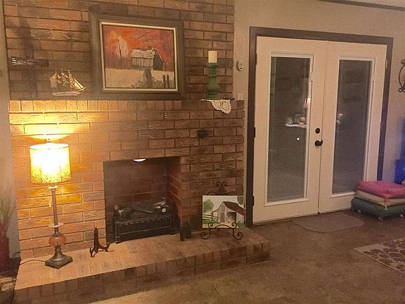 4th image of 1006 Brookhaven Dr