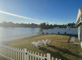 3222 Jackson Dr, Holiday, FL 34691