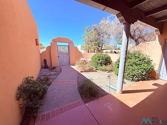 5th image of 1113 Skyline Dr
