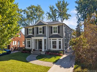 2106 Pembroke Rd, Birmingham, MI 48009