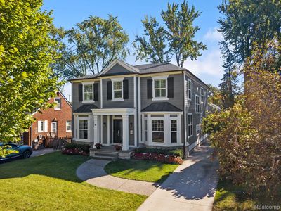 2106 Pembroke Rd, Birmingham, MI, 48009