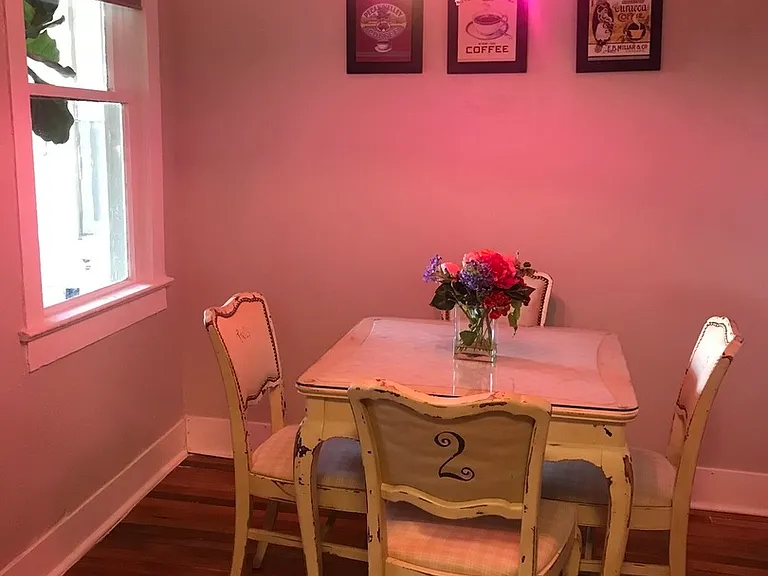 324 E French Pl — Photo 3