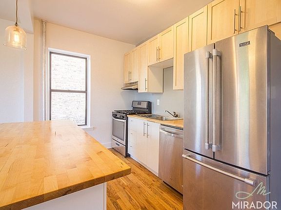 4th image of 435 Grand Ave APT 3F