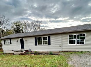 3910 Witty Ln, Hopkinsville, KY 42240