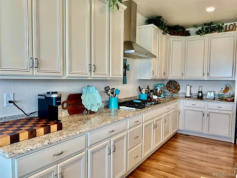 6490 Steuben Ct — Photo 11