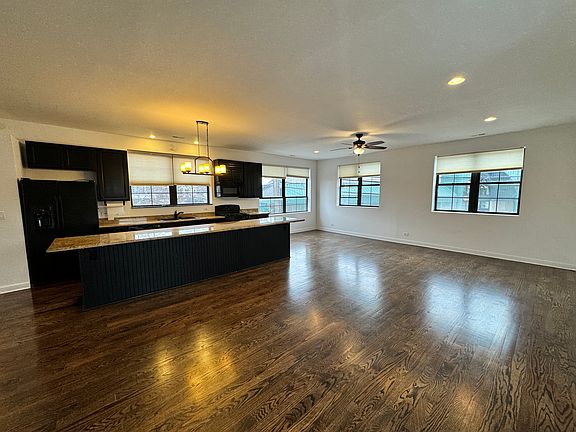 2nd image of 2641 N Clybourn Ave #2