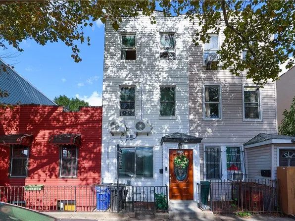217A 34th St, Brooklyn, NY 11232