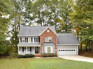 110 Meadowcrest Ct, Clemmons, NC 27012