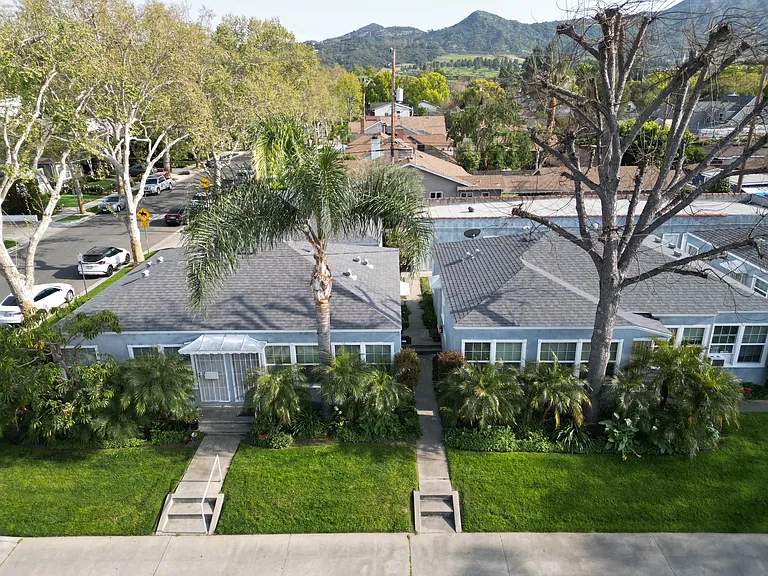 1304 W Alameda Ave — Photo 2