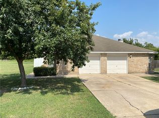213 Axis Deer Trl UNIT A, Hutto, TX 78634