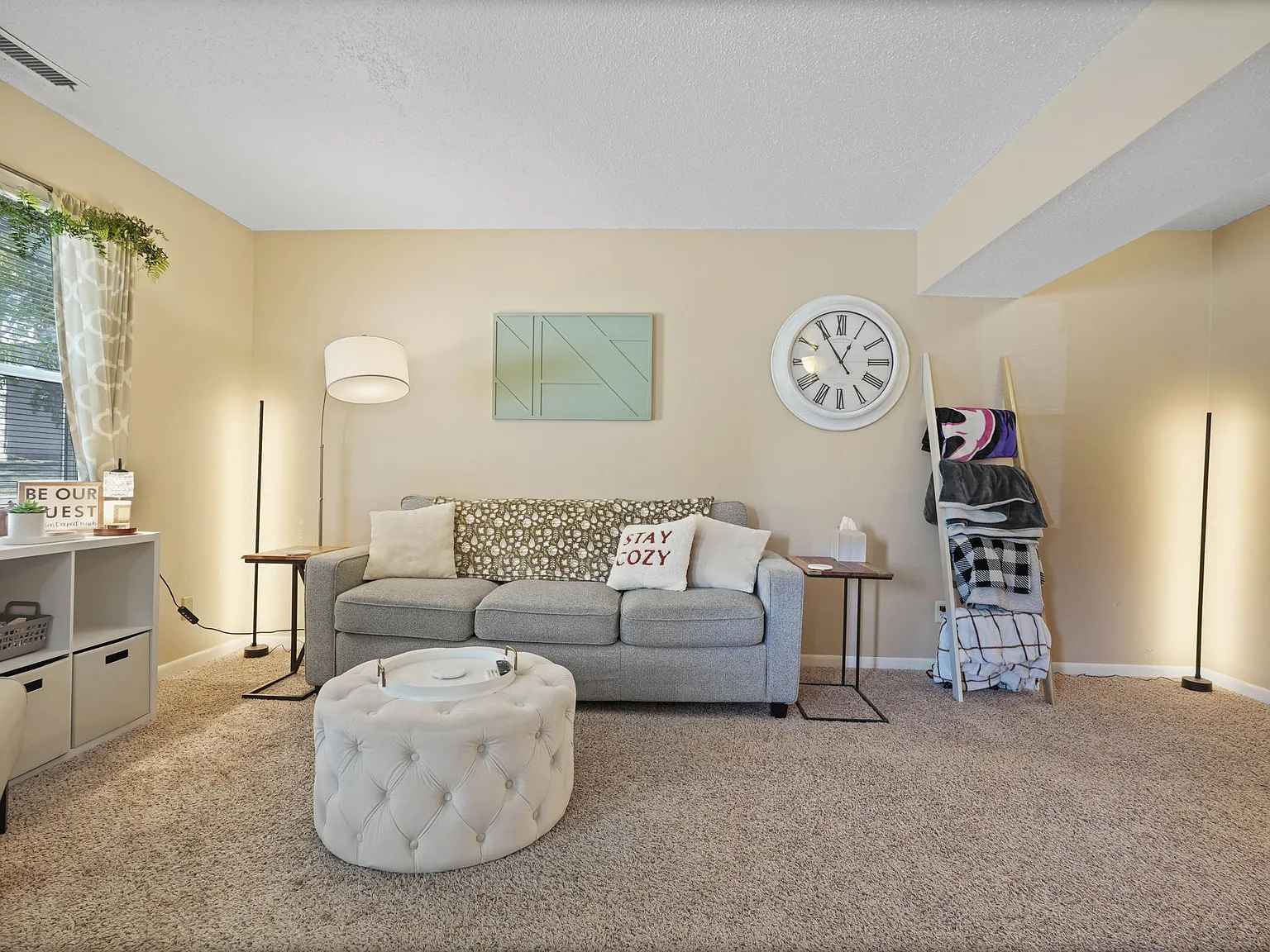 2 bed, 878 sqft, $975 — Photo 4