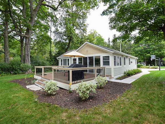 5th image of W336N6455 Lakeview Ln