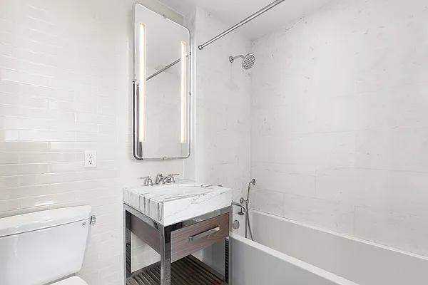 Rented by Douglas Elliman | media 16