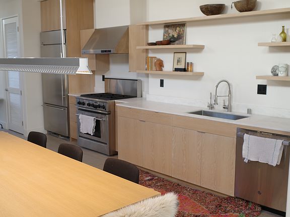 5th image of 50 W Dayton St APT 306
