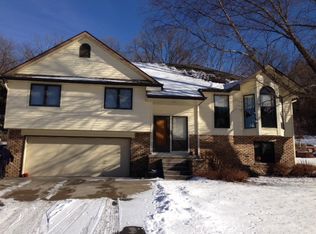 22725 Linden Rd W, Crescent, IA 51526