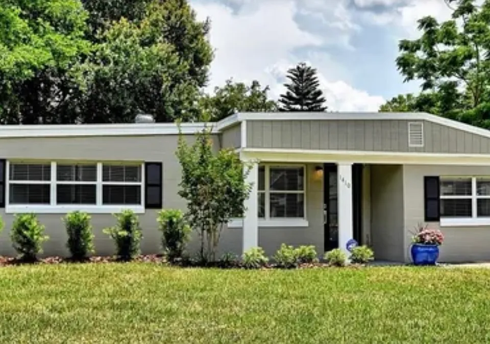 1410 Border Dr