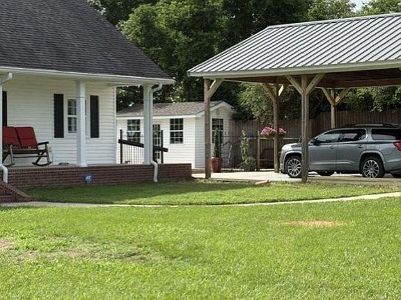 5th image of 628 Midway Rd