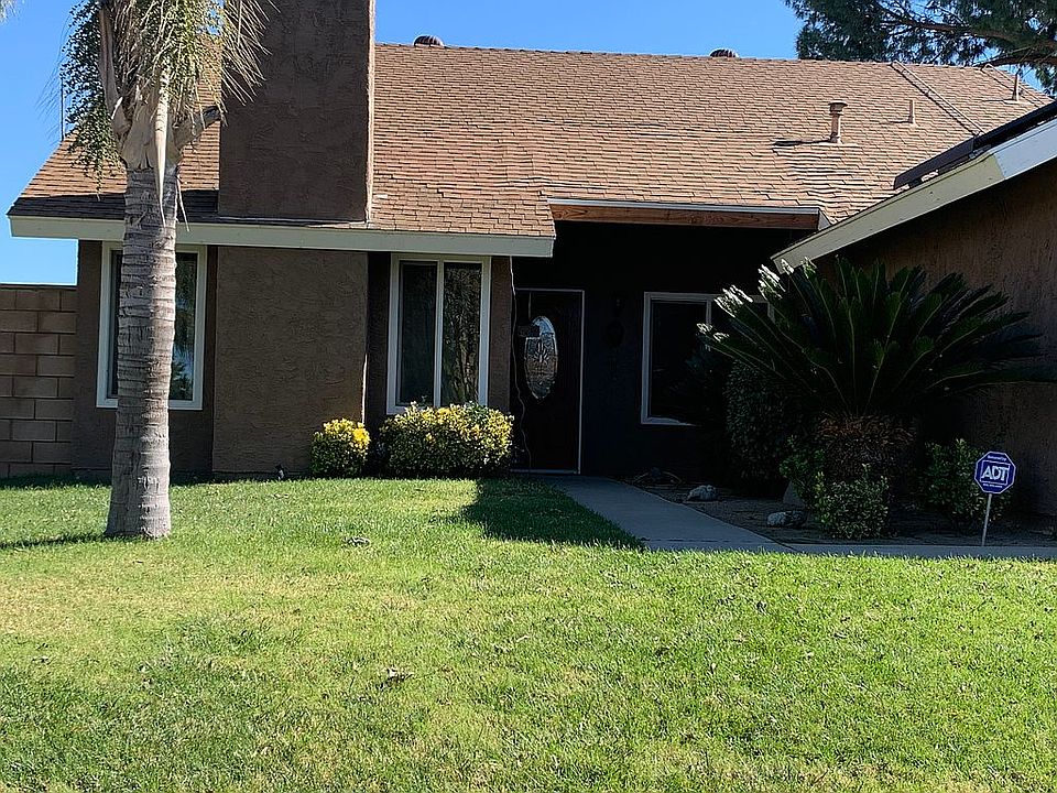 2nd image of 441 S Marcella Ave