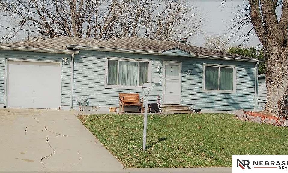 1st image of 7342 S 76th Ave