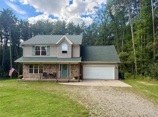 3301 Pine Bluff Ct, Columbiaville, MI 48421