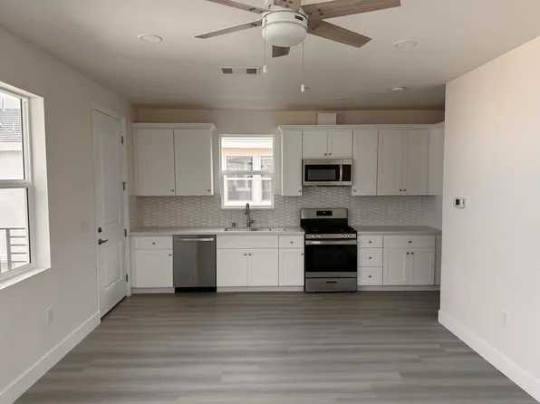 267 E Bella Serata Ave, Mountain House, CA 95391
