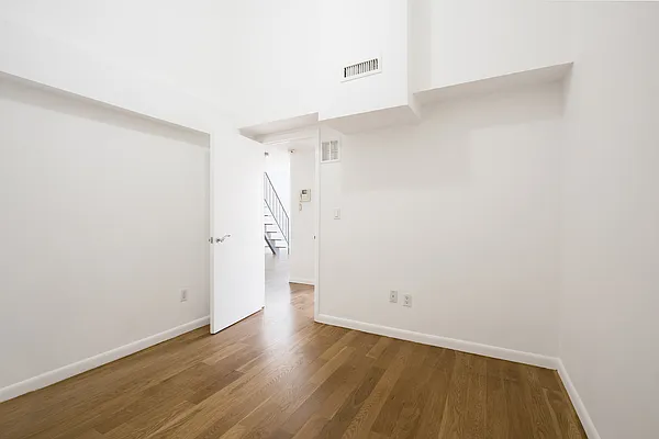 Sold by Douglas Elliman | media 15