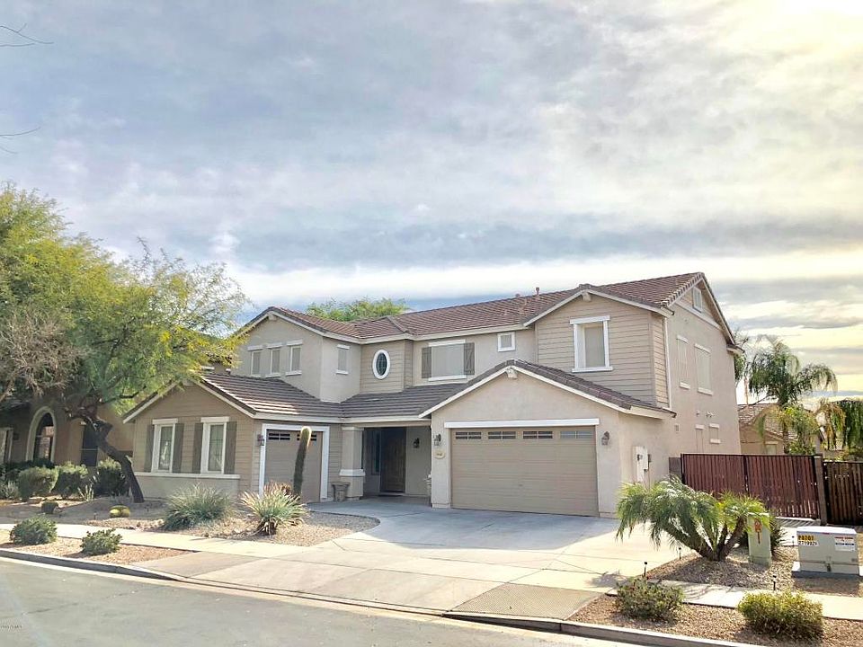1st image of 18941 E Raven Dr