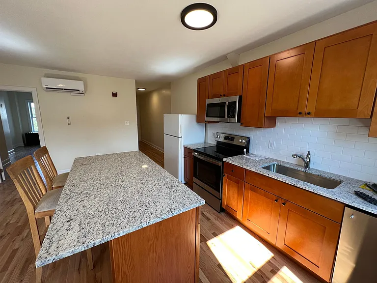 1431 W Girard Ave #3F — Photo 15