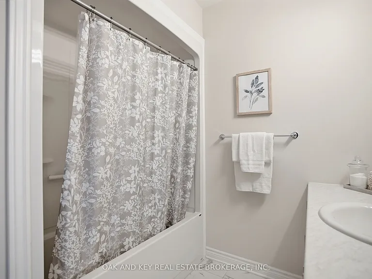 11 Bowman Dr — Photo 45