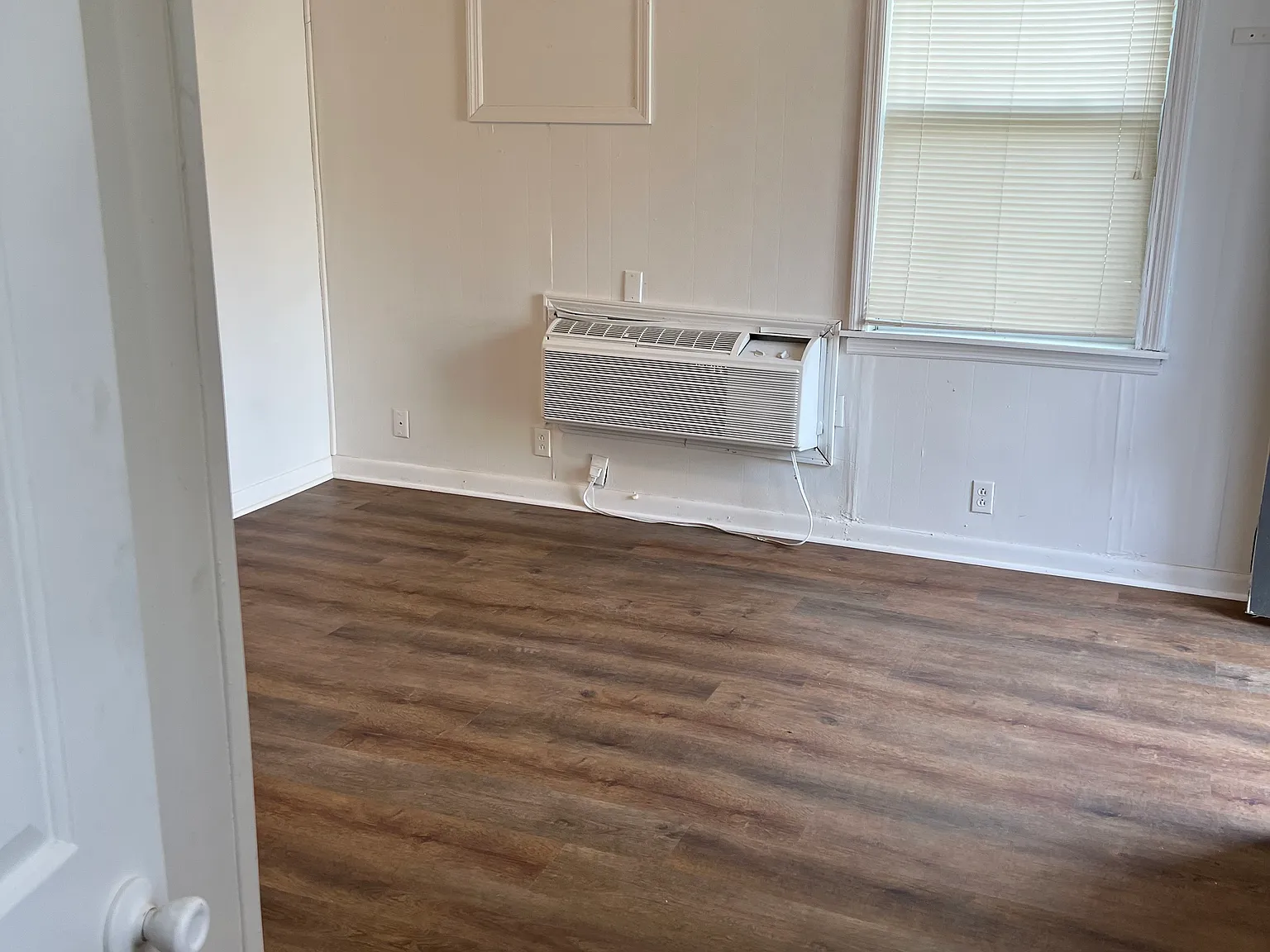 1 bed, $1,100 — Photo 2