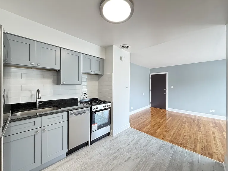 2754 W North Shore Ave #S3 — Photo 5