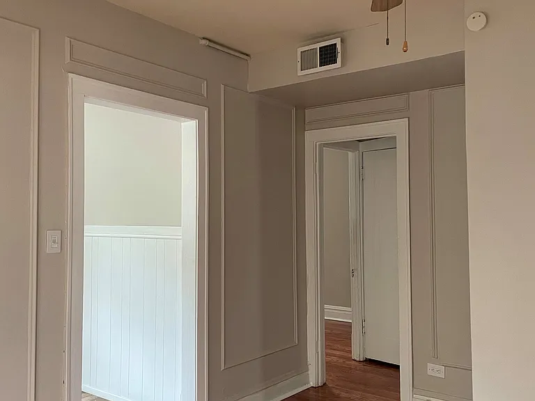 5322 N Sawyer Ave #2 — Photo 5