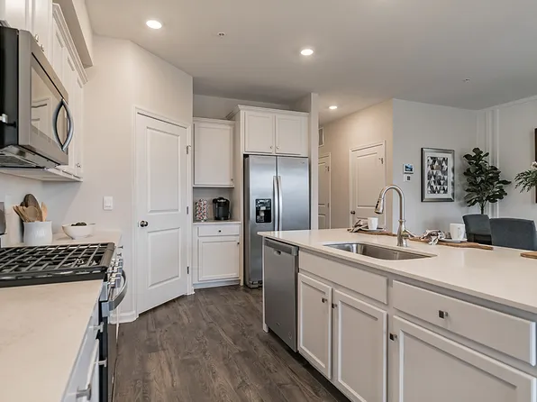 407 Moore Rd, Wallingford, PA 19086